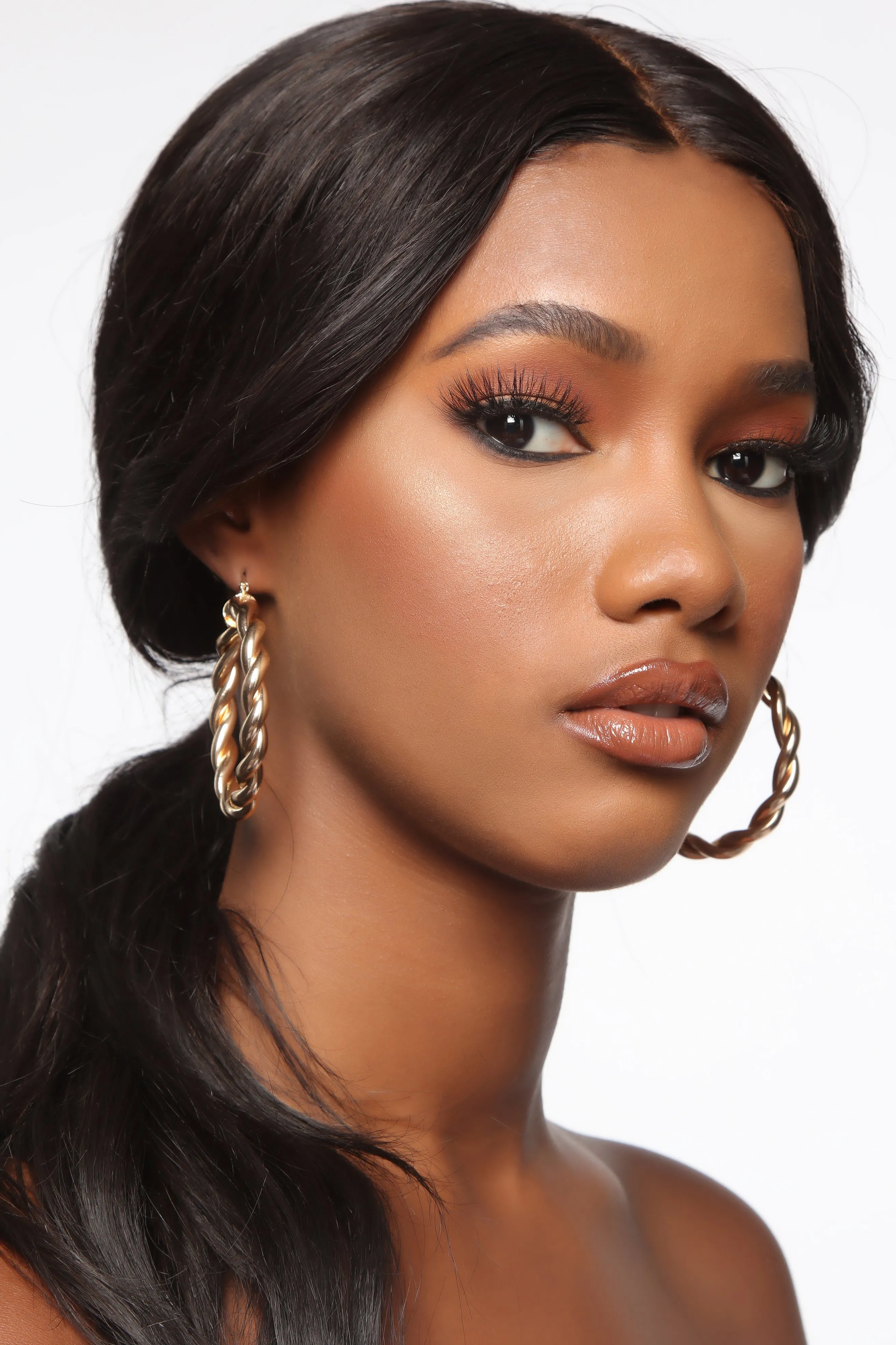 A Lil Twisted Hoop Earrings - Gold